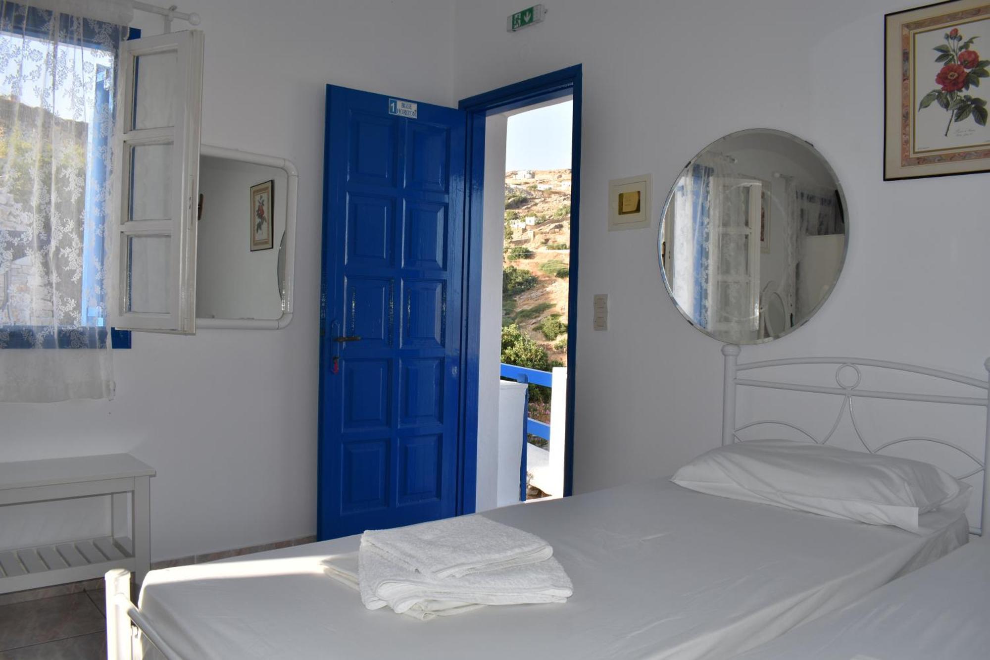 Blue Horizon Ios Otel Oda fotoğraf
